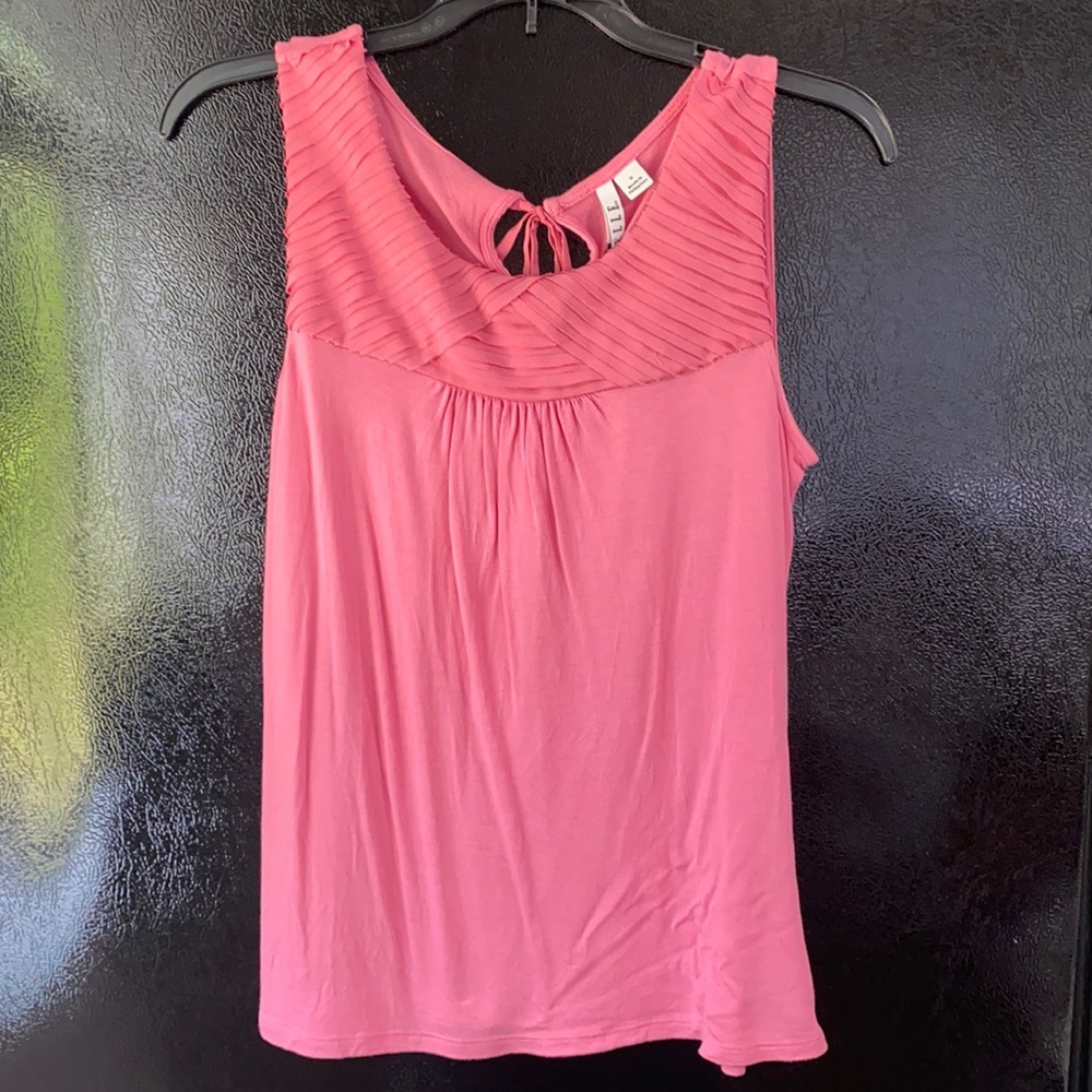 Pink Detailed Tank Top